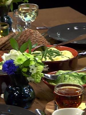 Vain elämää -illallisella nautitaan ruotsalaista kotiruokaa: ”Rakastuin tähän Tukholmassa”