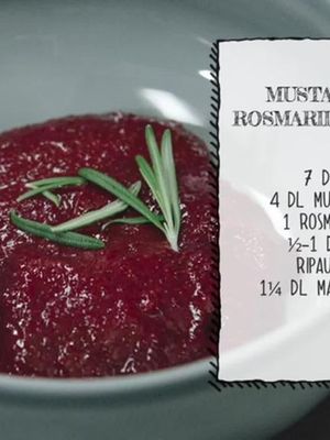 70 - Mustaherukkavispipuuro ja omenapiirakkapirtelö