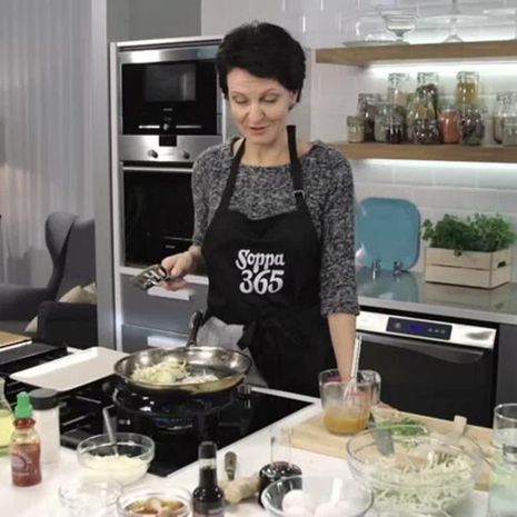 60 - Okonomiyaki eli japanilainen munakaslettu